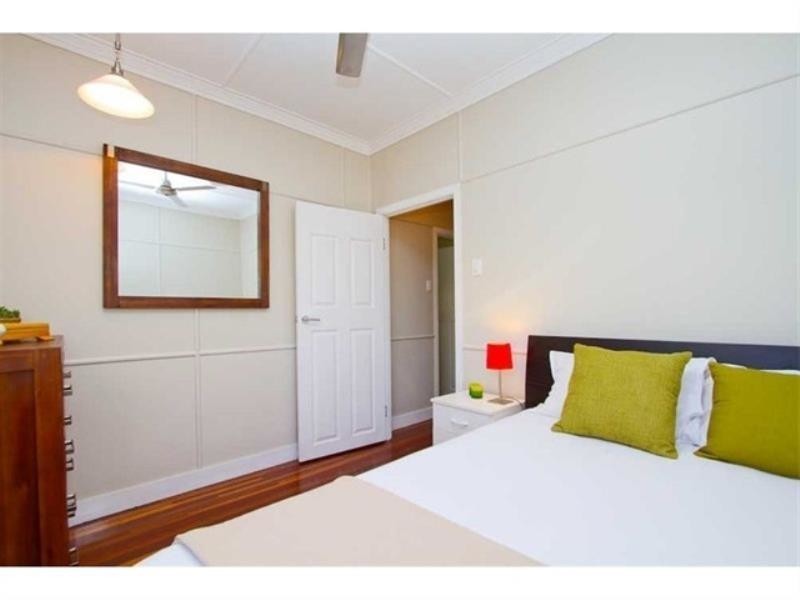 113 Charles Street, Berserker QLD 4701